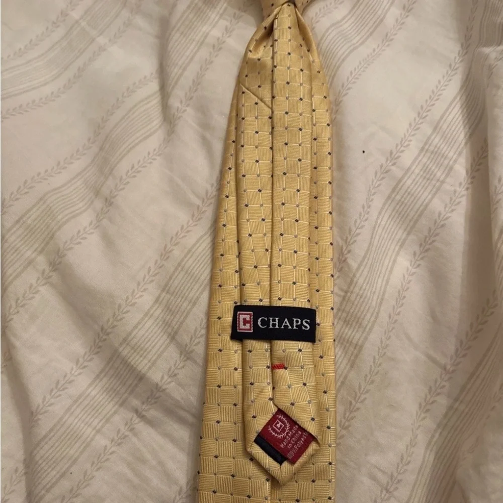 Chaps Yellow Grid Silk Tie